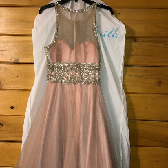 Prom Dress - Picture 4 of 5